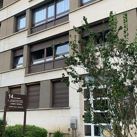 -centre Ville-au2etage Avec 2 - 6 Personnes Reims