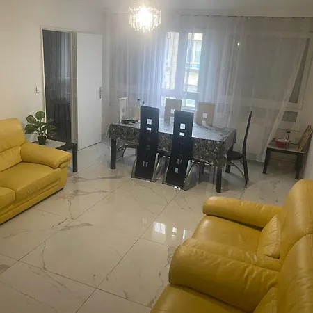-centre Ville-au2etage Avec 2 - 6 Personnes *
