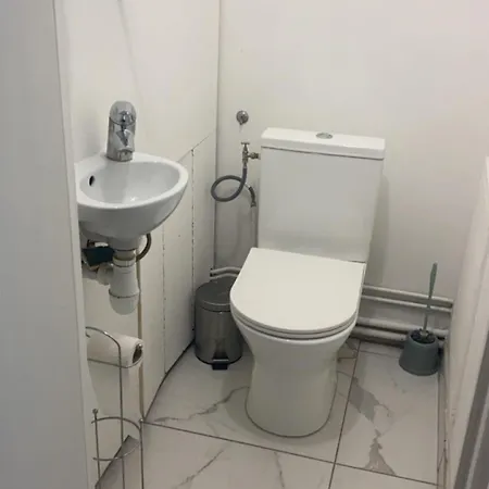 -centre Ville-au2etage Avec 2 - 6 Personnes Daire *