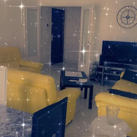 -centre Ville-au2etage Avec 2 - 6 Personnes Daire Reims