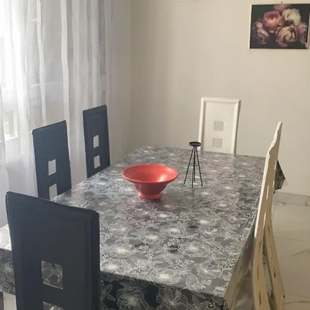 -centre Ville-au2etage Avec 2 - 6 Personnes Appartement Reims
